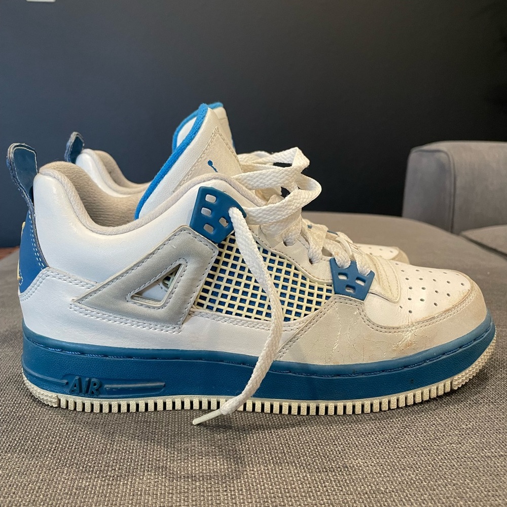 Jordan 4 Fusion Military Blue Size 5Y (or women’s 6.5)